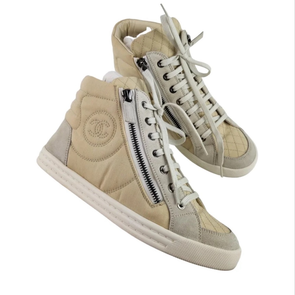 NOT FOR SALE:
Chanel cloth trainers